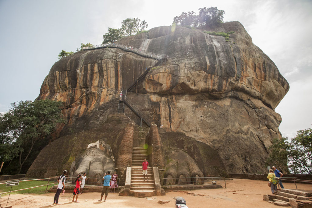 Sigiriya - úpatí před posledním vyšlapem