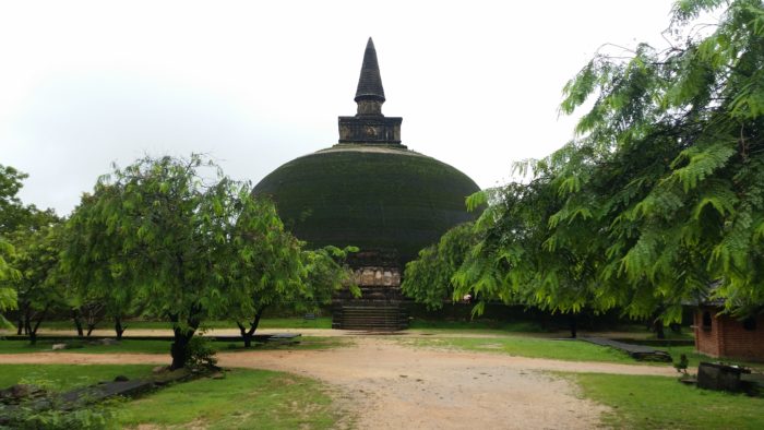 Polonnaruwa - Chrámy - zelena stupa