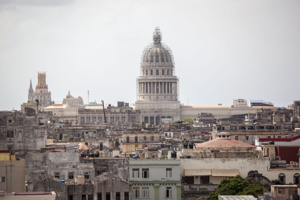 Havana - centrum z kostela