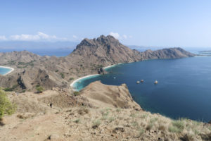 Ostrov Padar - zátoky pano